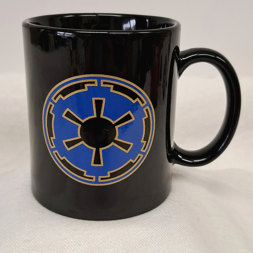 Vintage 1997 Star Wars ceramic mug “ Imperial Insignia  Crest “